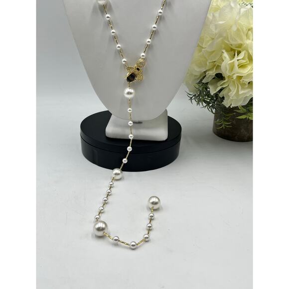 Vintage Gold Bee Movable Enhancer Long Pearl Chain Convertible Runway Necklace - Picture 6 of 10
